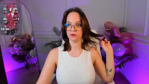 Snapshot of crystallglow chatting on 02-04-26, 09:53 Kitty online show from 02-04-26, 09:53