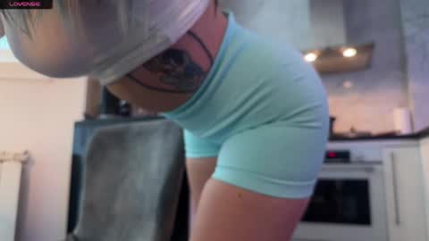 Kristina online show from 04-22-26, 11:34