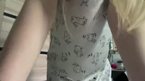 Snapshot of crystalstipp chatting on 07-14-26, 07:24 crystalstipp online show from 07-14-26, 07:24
