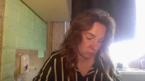 crystalvelvet online show from 05-28-26, 07:49