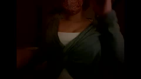 Snapshot of crystalyn777 chatting on 09-13-25, 08:03 crystalyn777 online show from 09-13-25, 08:03