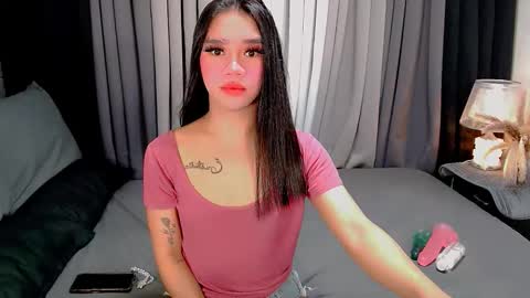 Snapshot of crytastal_lust1212 chatting on 11-09-25, 09:18 bea takashi online show from 11-09-25, 09:18