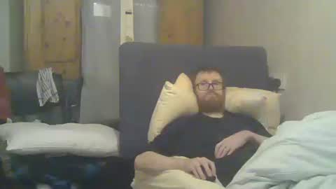 Snapshot of cs014g8493 chatting on 09-17-25, 11:28 chris online show from 09-17-25, 11:28