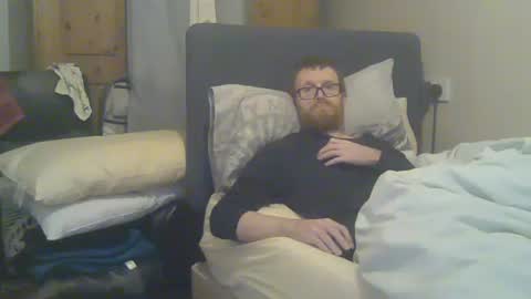 Snapshot of cs014g8493 chatting on 11-24-25, 11:48 chris online show from 11-24-25, 11:48