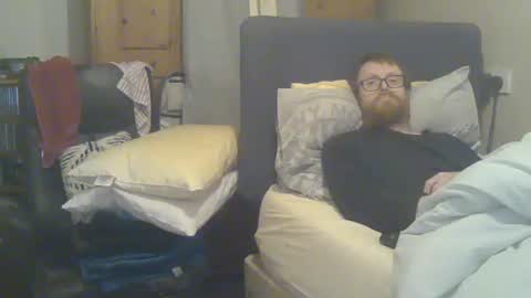 Snapshot of cs014g8493 chatting on 12-23-25, 12:41 chris online show from 12-23-25, 12:41