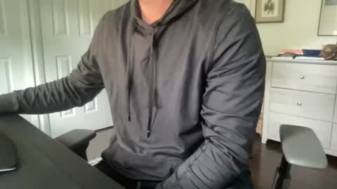 cuckgriff23 online show from 06-18-26, 01:48