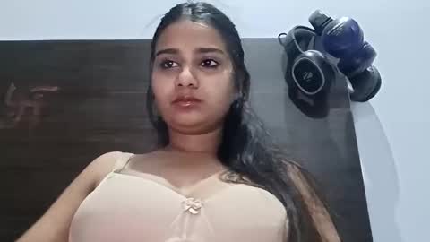 cuddlemuffins online show from 04-13-26, 04:45