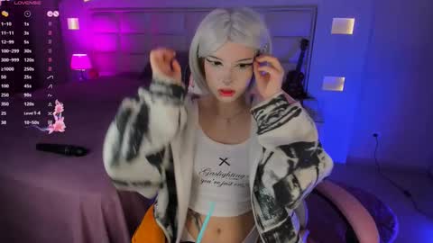 Cuddly Kitten online show from 09-27-25, 10:26