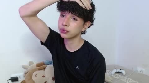 Cuddly online show from 01-11-26, 06:18