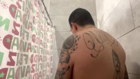 Snapshot of cuete2100 chatting on 11-26-25, 10:22 cuete2100 online show from 11-26-25, 10:22