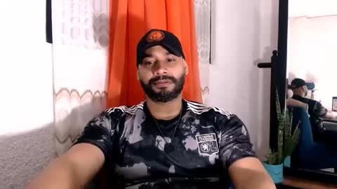 Snapshot of culoculito341910 chatting on 06-05-26, 02:18 bebe online show from 06-05-26, 02:18