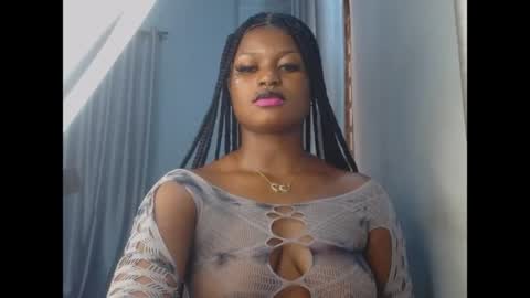 Snapshot of cum_ebony_petitxx chatting on 07-06-26, 03:14 cath online show from 07-06-26, 03:14