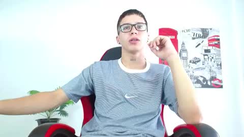 cumandres online show from 09-26-25, 01:48