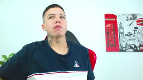 Snapshot of cumandres chatting on 06-12-26, 03:44 cumandres online show from 06-12-26, 03:44