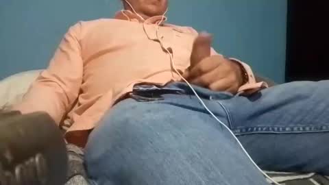 Snapshot of cumbian_chero chatting on 09-12-25, 01:49 cumbian_chero online show from 09-12-25, 01:49