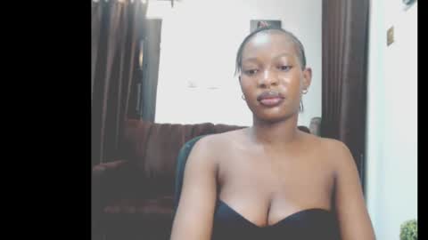 Snapshot of cumebony_petit chatting on 04-23-26, 03:36 cumebony_petit online show from 04-23-26, 03:36