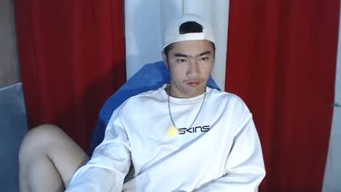 Snapshot of cumhavefun25 chatting on 01-14-26, 04:23 ask me online show from 01-14-26, 04:23