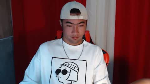 Snapshot of cumhavefun25 chatting on 03-12-26, 02:50 ask me online show from 03-12-26, 02:50