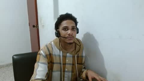 Snapshot of cumhere997 chatting on 06-01-26, 07:21 JrKing99 online show from 06-01-26, 07:21