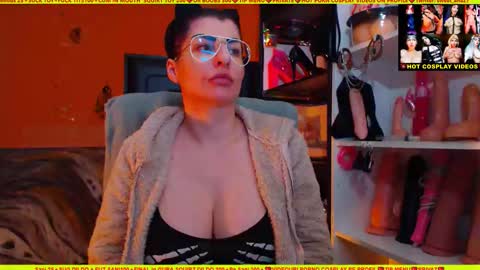 Snapshot of cuminmenowbby chatting on 12-13-24, 05:00 cuminmenowbby online show from 12-13-24, 05:00