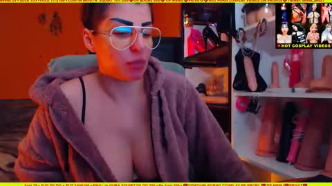Snapshot of cuminmenowbby chatting on 12-27-24, 05:05 cuminmenowbby online show from 12-27-24, 05:05