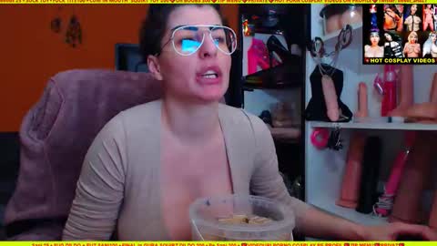 Snapshot of cuminmenowbby chatting on 01-06-25, 03:19 cuminmenowbby online show from 01-06-25, 03:19