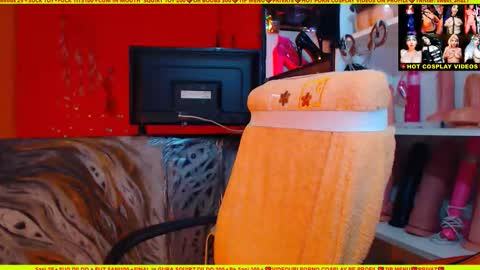 Snapshot of cuminmenowbby chatting on 02-19-25, 03:27 cuminmenowbby online show from 02-19-25, 03:27