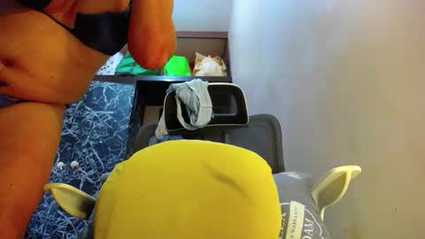 Snapshot of cummachinets chatting on 01-13-25, 04:39 cummachinets online show from 01-13-25, 04:39