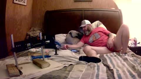 Snapshot of cummerforyouu chatting on 12-18-25, 08:20 Mike Smalls online show from 12-18-25, 08:20