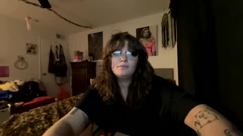 Snapshot of cummiepuppy777 chatting on 03-20-26, 06:02 cummiepuppy777 online show from 03-20-26, 06:02