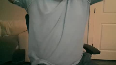 Snapshot of cummmg23 chatting on 10-31-25, 06:03 cummmg23 online show from 10-31-25, 06:03