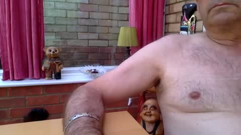 Snapshot of cumonherguys chatting on 07-09-26, 08:29 cumonherguys online show from 07-09-26, 08:29