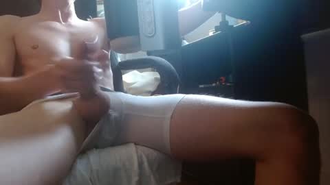 Snapshot of cumplaywithmeb chatting on 05-27-26, 07:55 cumplaywithmeb online show from 05-27-26, 07:55