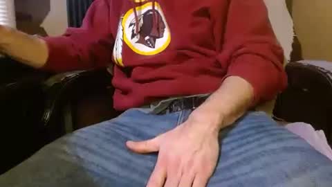 Snapshot of cumshard35 chatting on 12-22-25, 01:13 cumshard35 online show from 12-22-25, 01:13