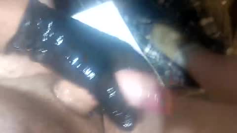 Snapshot of cumslinger3017 chatting on 06-08-26, 04:24 cumslinger3017 online show from 06-08-26, 04:24
