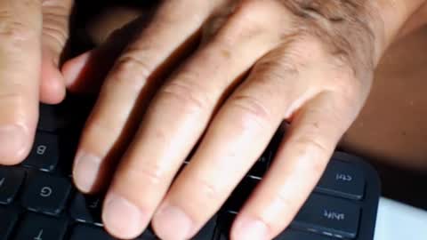 Snapshot of cumtwo2 chatting on 02-19-25, 02:34 chattrbatr online show from 02-19-25, 02:34