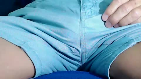 Snapshot of cumtwo2 chatting on 02-22-25, 01:57 chattrbatr online show from 02-22-25, 01:57