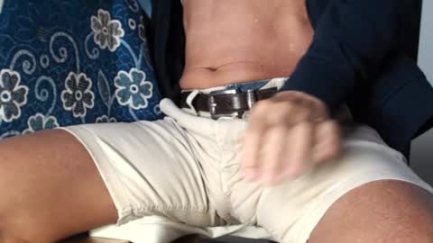 Snapshot of cumtwo2 chatting on 02-04-26, 01:06 chattrbatr online show from 02-04-26, 01:06