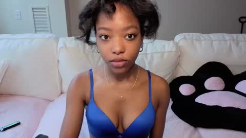 Anna online show from 12-05-25, 02:47