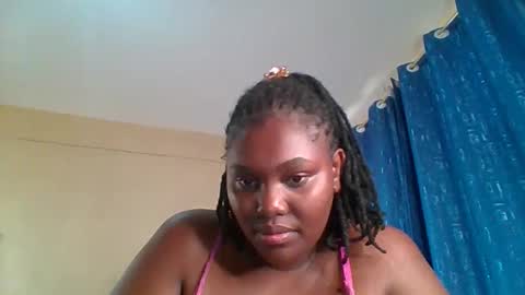 Snapshot of cupidcurvygirl26 chatting on 10-23-25, 06:13 sweetpearl online show from 10-23-25, 06:13