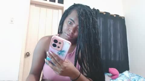 Snapshot of cuplex_hotlatina94 chatting on 06-09-26, 11:44 dominic and julieta... independent models online show from 06-09-26, 11:44