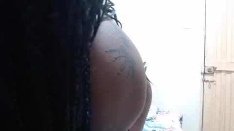 Snapshot of cuplex_hotlatina94 chatting on 06-25-26, 11:26 dominic and julieta... independent models online show from 06-25-26, 11:26