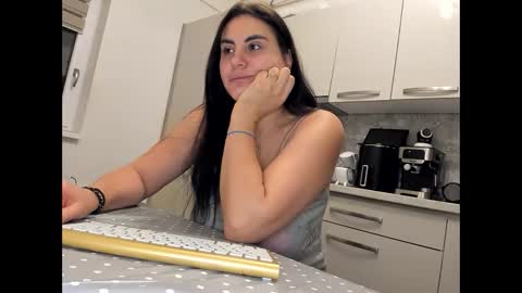 maria  alex online show from 10-07-25, 10:07