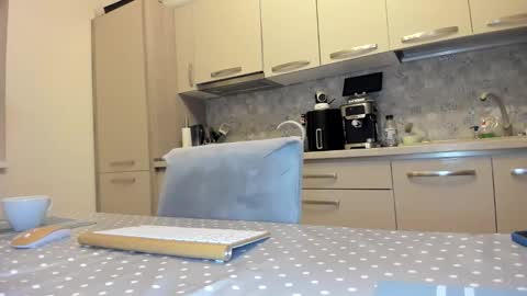 maria  alex online show from 12-21-25, 02:41