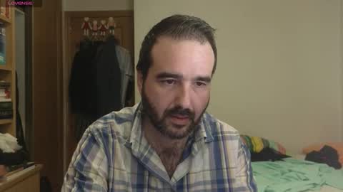 Snapshot of curiosillo1983 chatting on 09-21-25, 03:35 curiosillo1983 online show from 09-21-25, 03:35