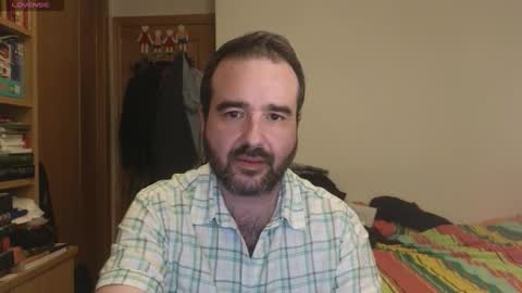 Snapshot of curiosillo1983 chatting on 09-22-25, 05:37 curiosillo1983 online show from 09-22-25, 05:37