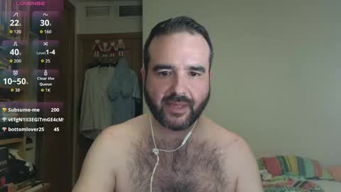 Snapshot of curiosillo1983 chatting on 10-15-25, 02:44 curiosillo1983 online show from 10-15-25, 02:44