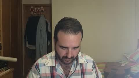 Snapshot of curiosillo1983 chatting on 10-29-25, 08:54 curiosillo1983 online show from 10-29-25, 08:54