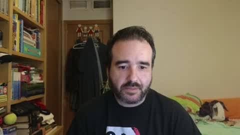 curiosillo1983 online show from 07-05-26, 06:37