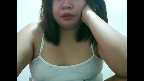 Snapshot of curious_girl247 chatting on 12-16-25, 08:36 curious_girl247 online show from 12-16-25, 08:36